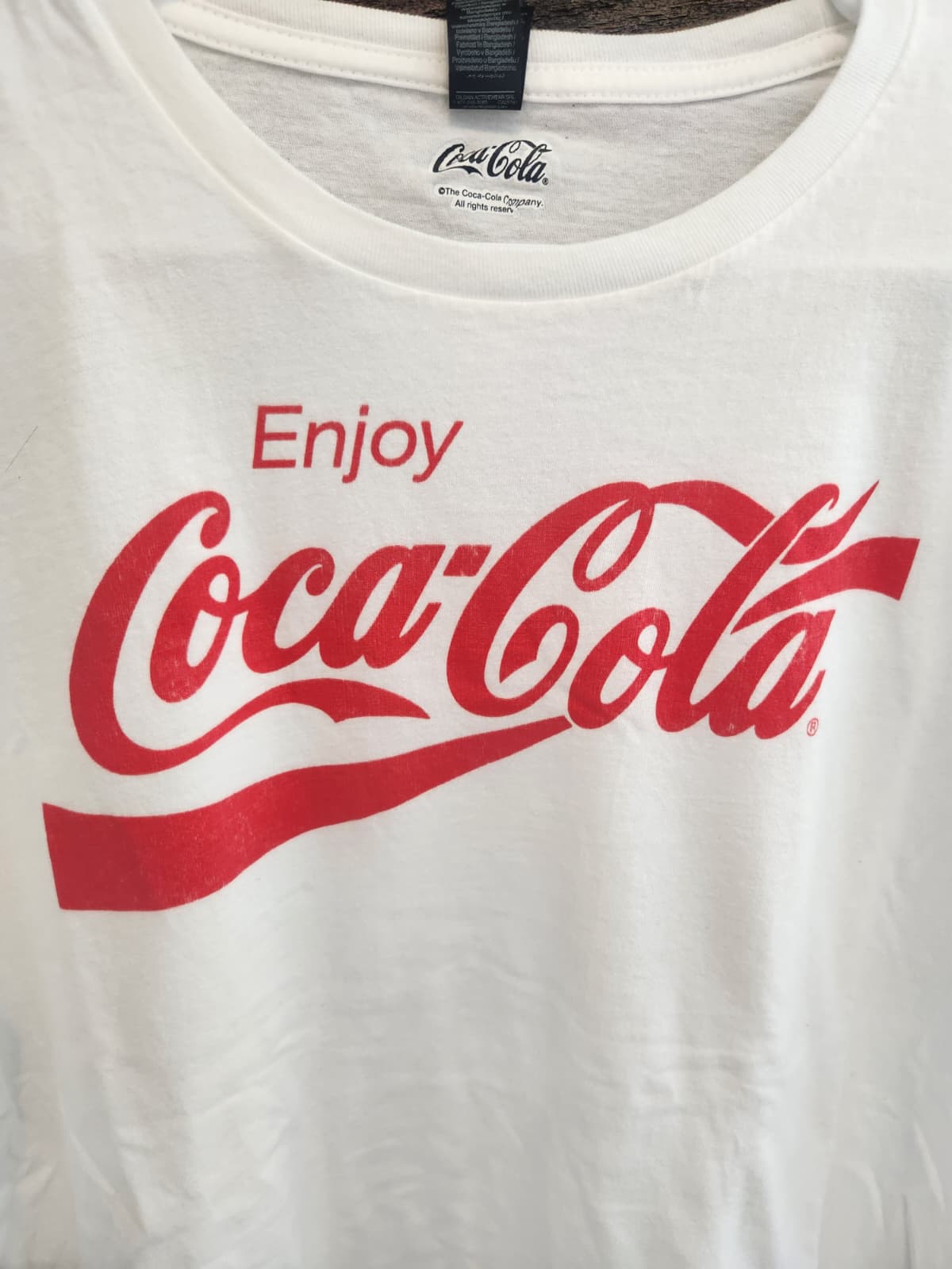 White Coca-Cola Graphic T-Shirt – 2XL