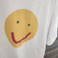 White Smiley-Face T-Shirt – 2XL